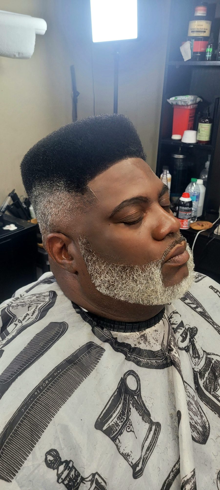 Master Hair Care
Studio