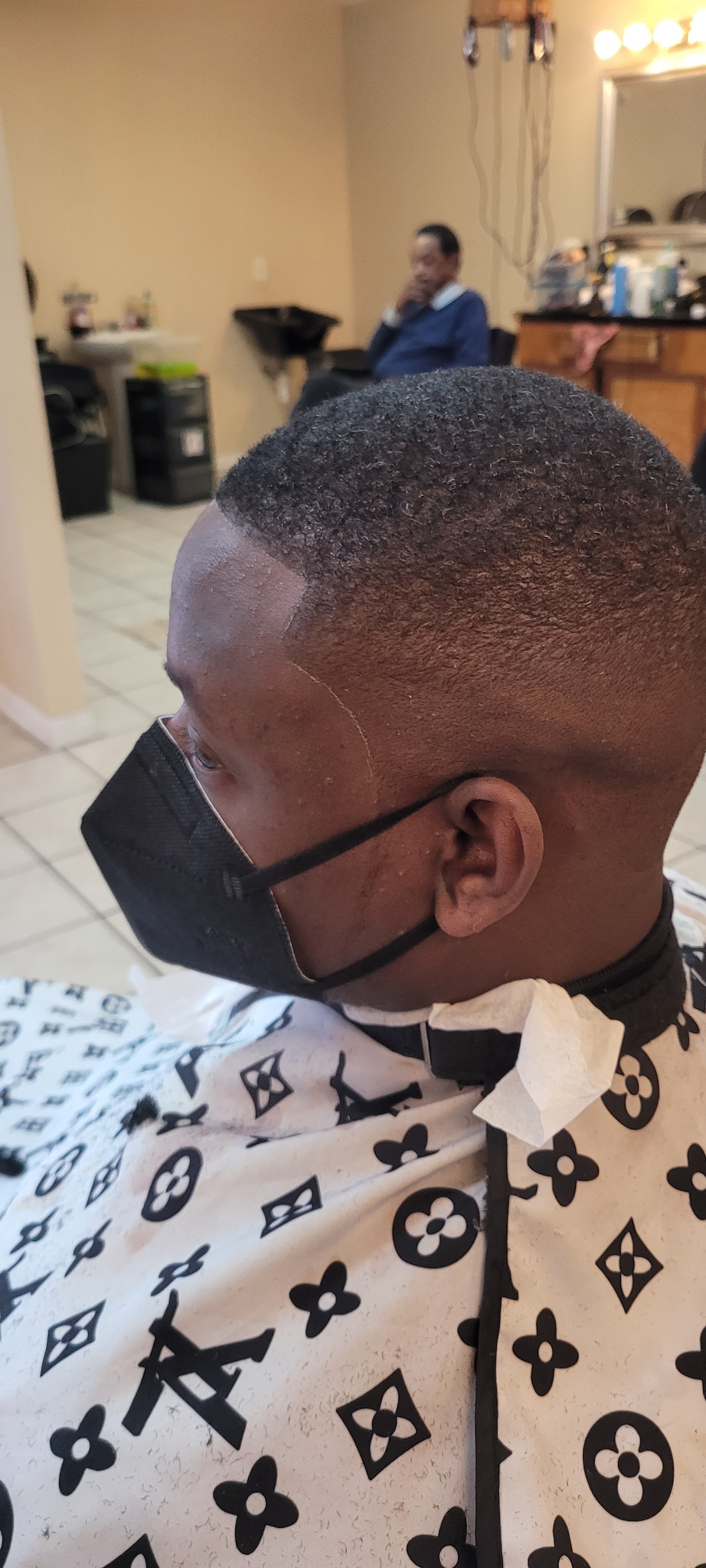 Master Hair Care
Studio